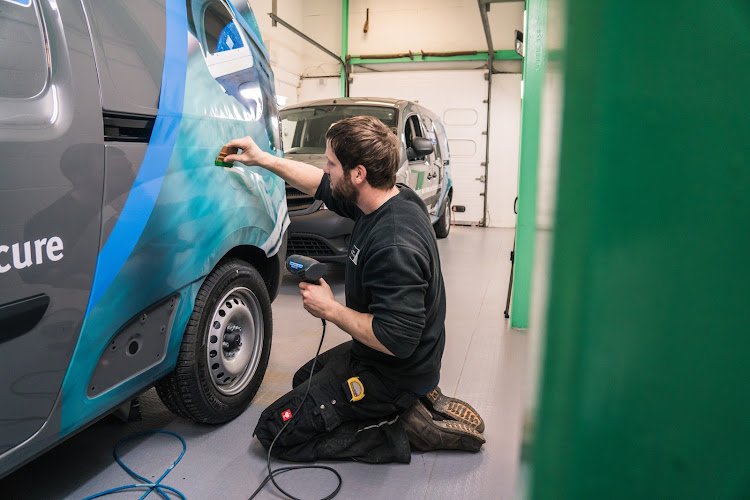 Adept Graphics - car wrapping services