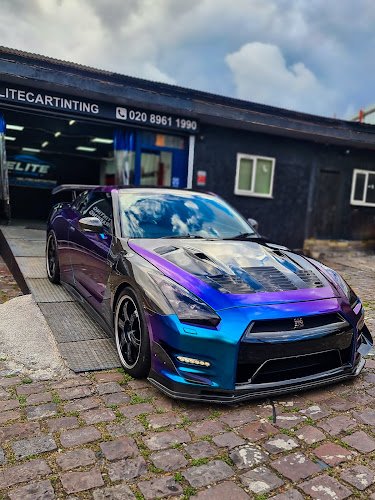 Elite Customs - car wrapping services